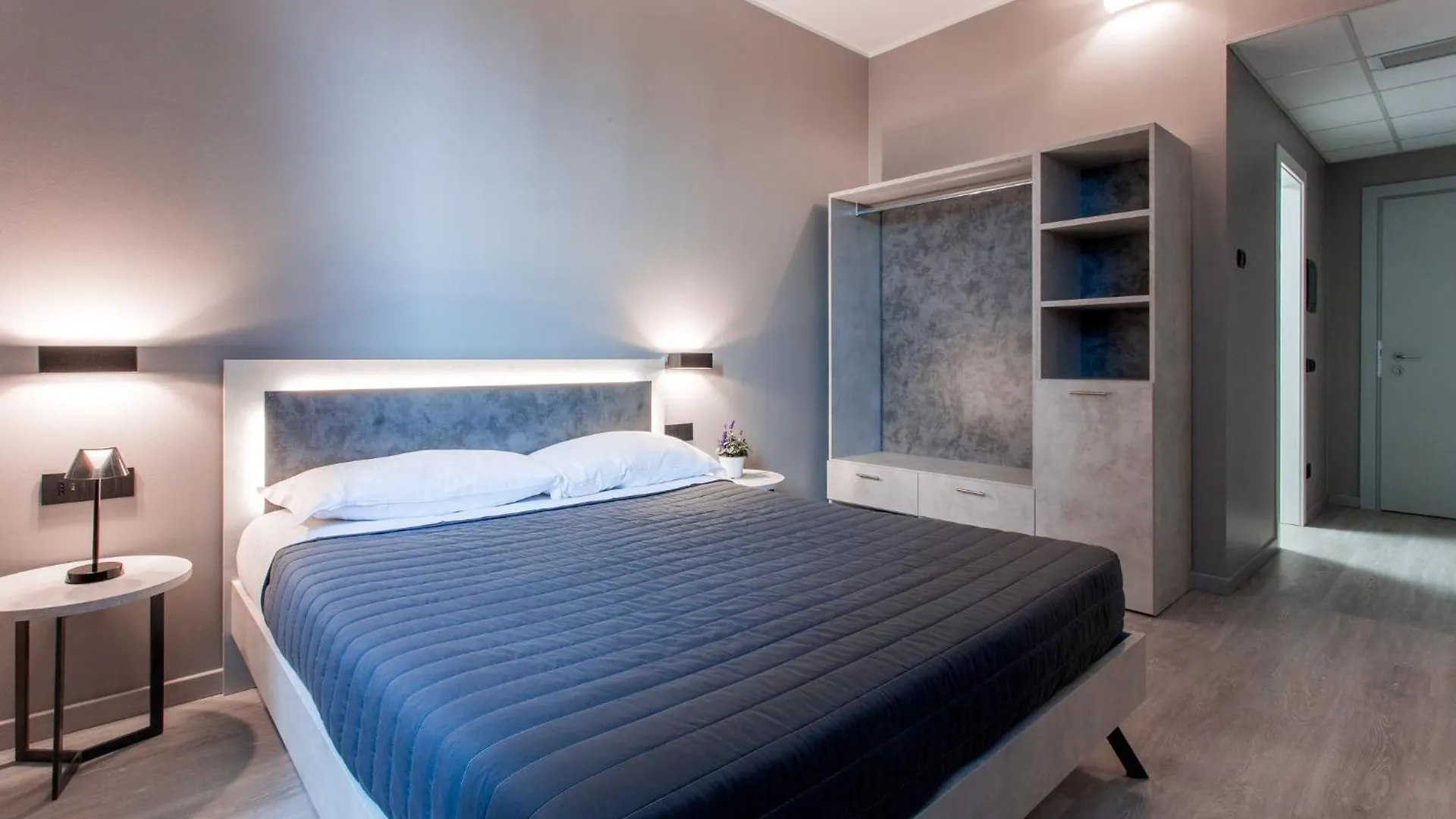 Ospedaletto Lodigiano Break Hotel 4*, Ospedaletto Lodigiano איטליה