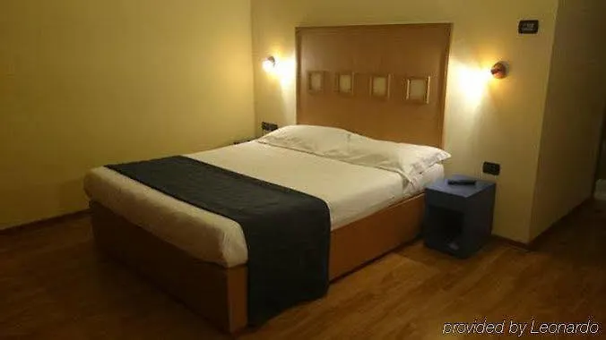 Break Hotel Ospedaletto Lodigiano 4*,  Italia